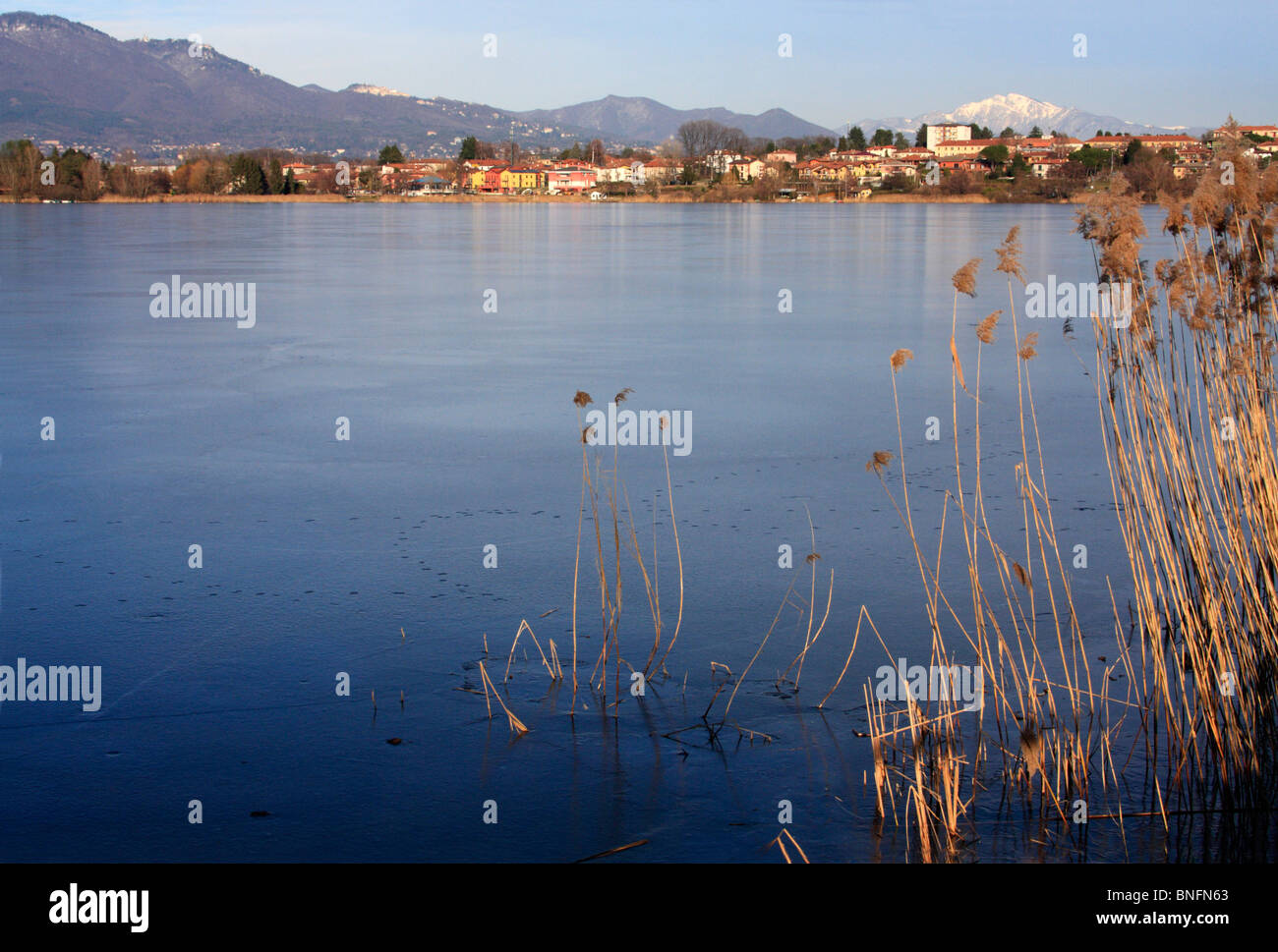 Lake Comabbio, Italy Stock Photo - Alamy