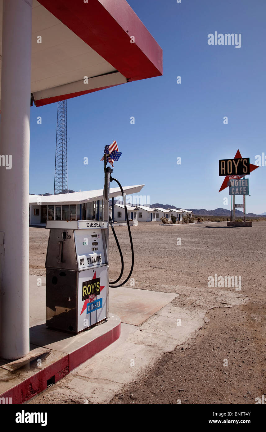 Roy's Gas Station on old Route 66 Amboy CA USA Stock Photo