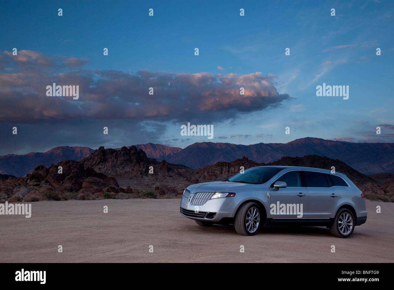 Lincoln MXT in Alabama Hills lone Pine Ca USA Stock Photo