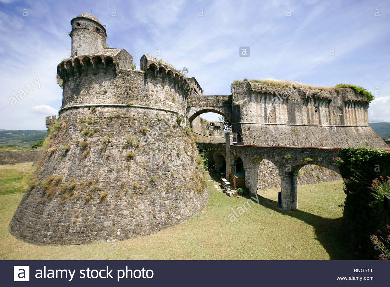 Fortress Sarzanello High Resolution Stock Photography and Images - Alamy
