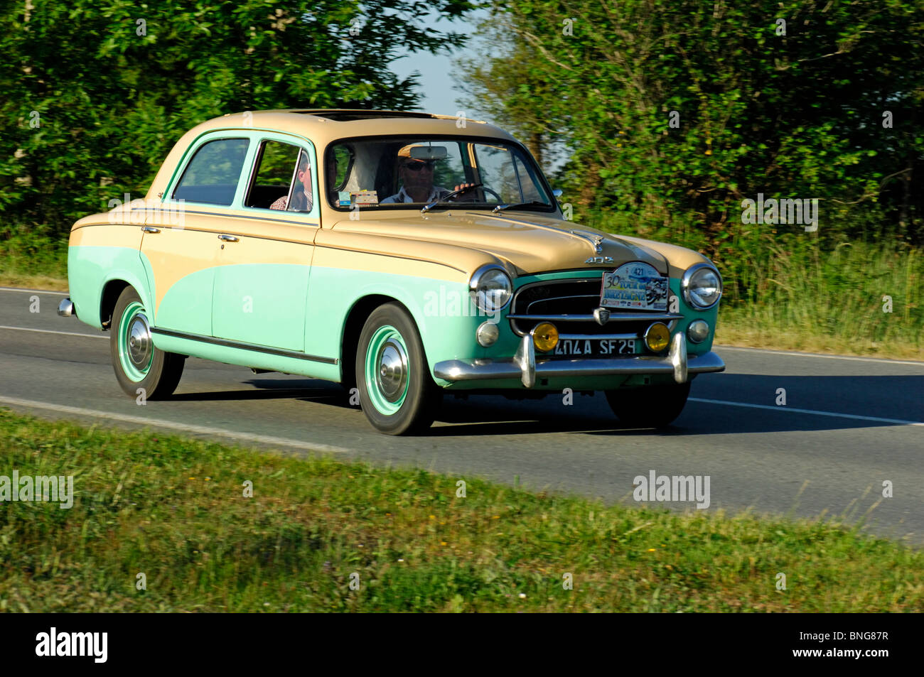 Voiture Ancienne Peugeot Archives - News d'Anciennes