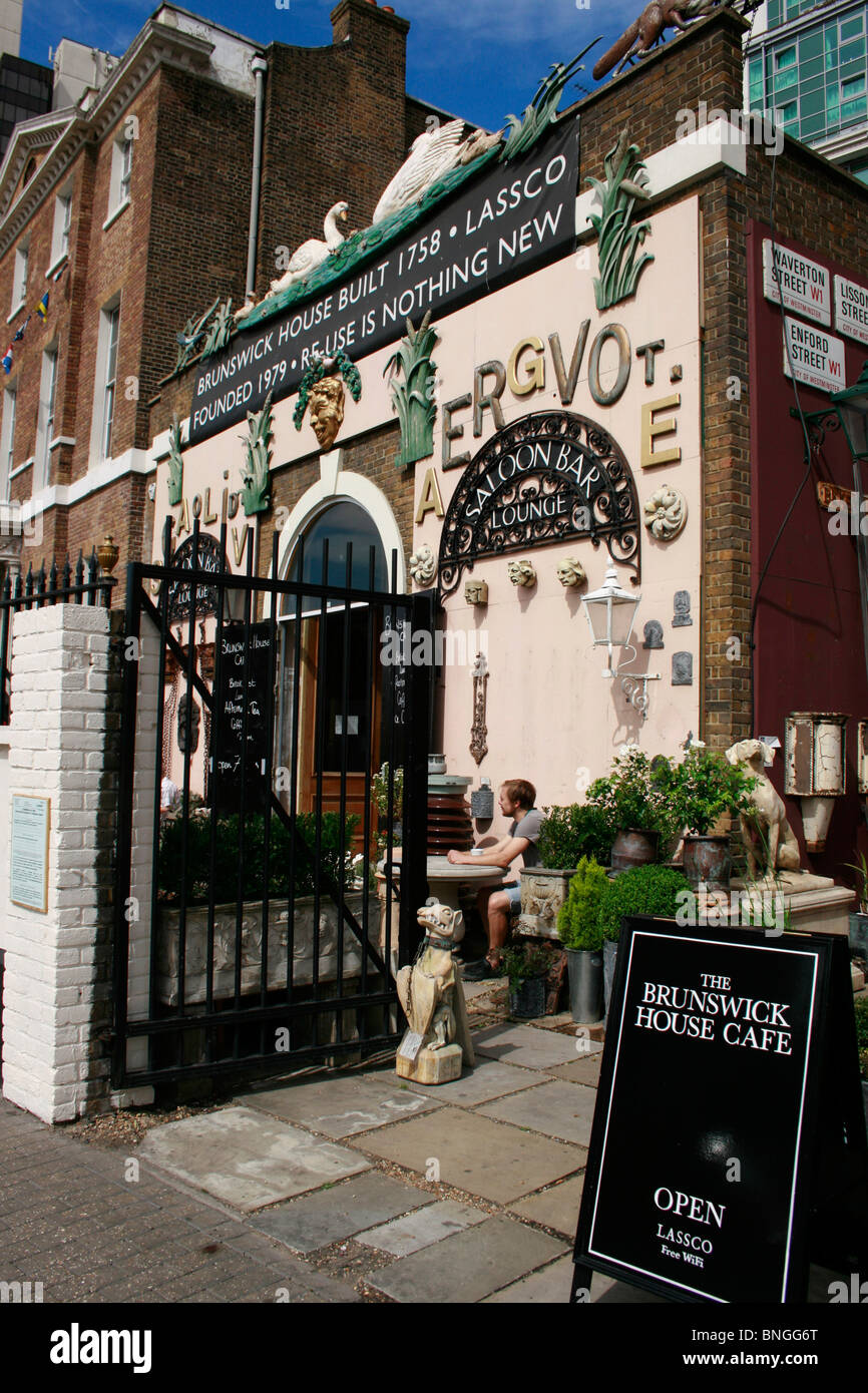 The quirky Brunswick House Cafe in Vauxhall, London Stock Photo