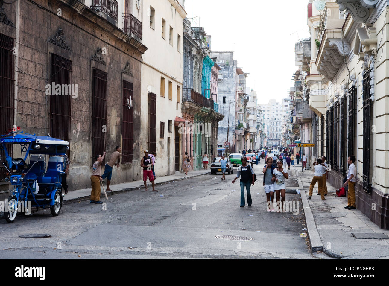 Local life in the Streets, Centro Habana, Havana Cuba Stock Photo - Alamy