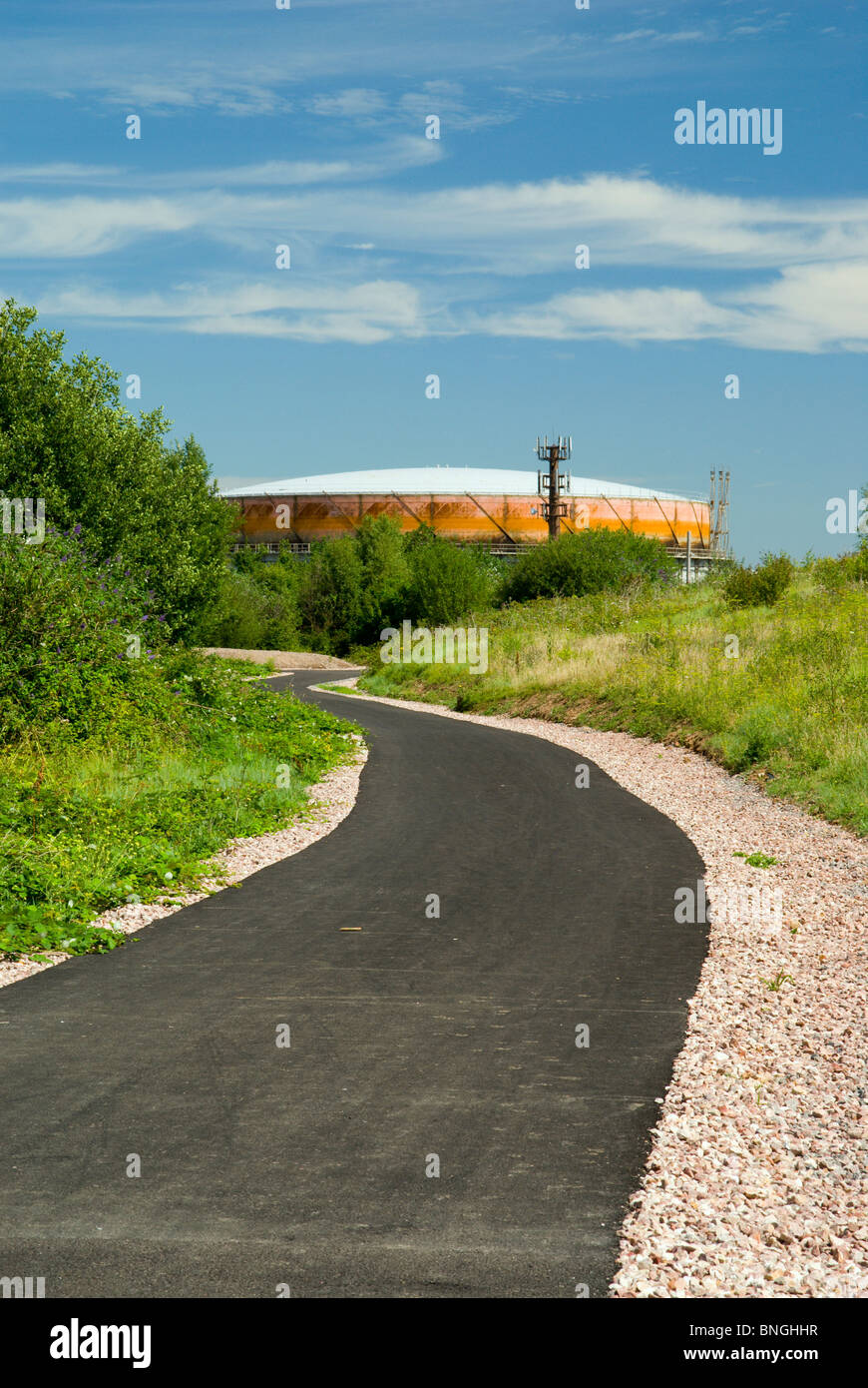ely trail footpath cycle path leading towards gasometer grangetown cardiff south wales uk Stock Photo