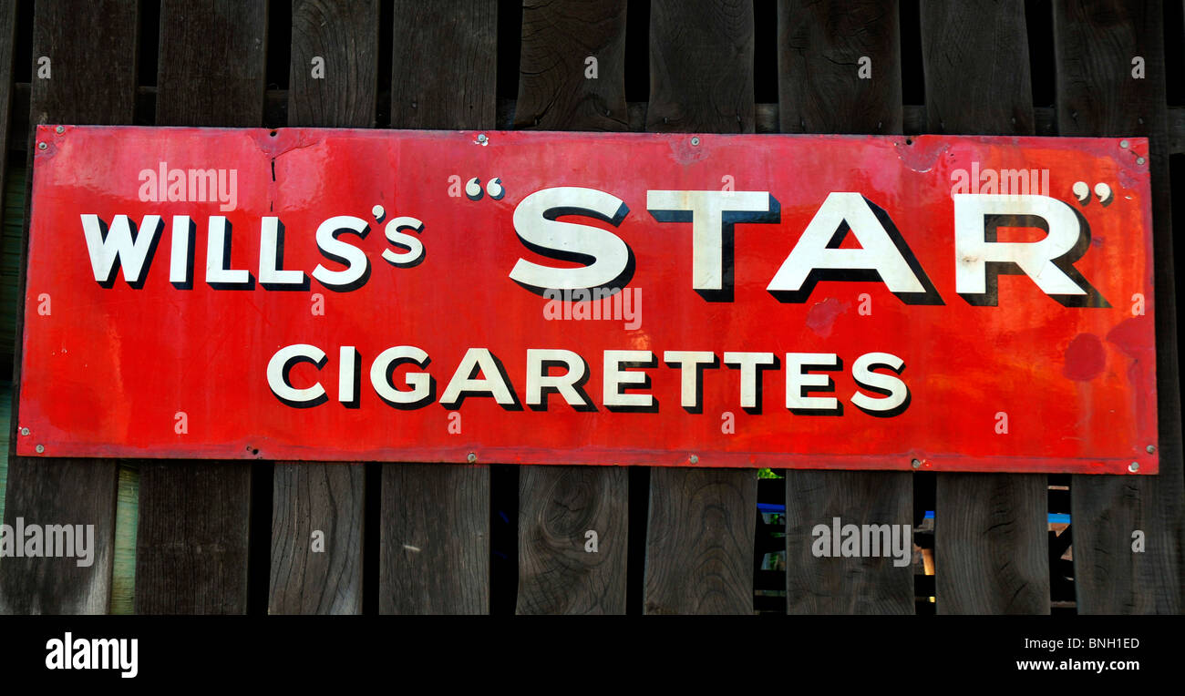 wills star cigarettes sign Wills's cigarettes hi-res stock photography and images