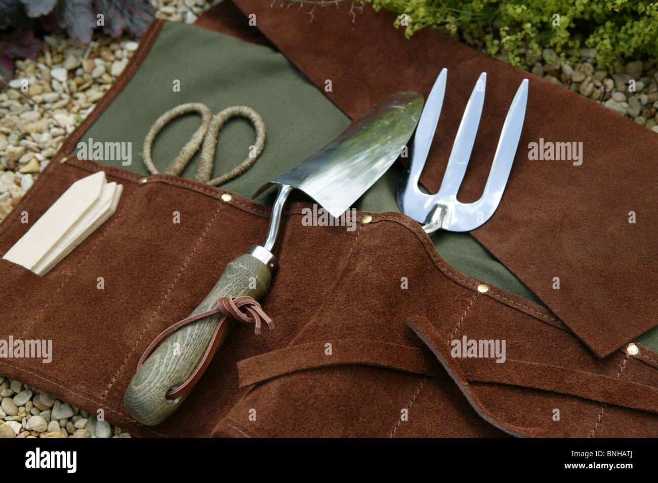Gardening tool belt hires stock photography and images Alamy