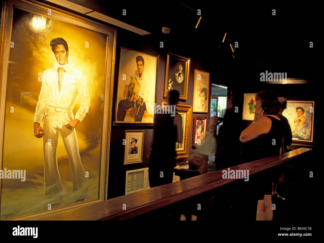 Usa Memphis Tennessee Graceland Inside Indoors Music Elvis Presley Visitors Pictures Culture Museum Tourism United States of Stock Photo
