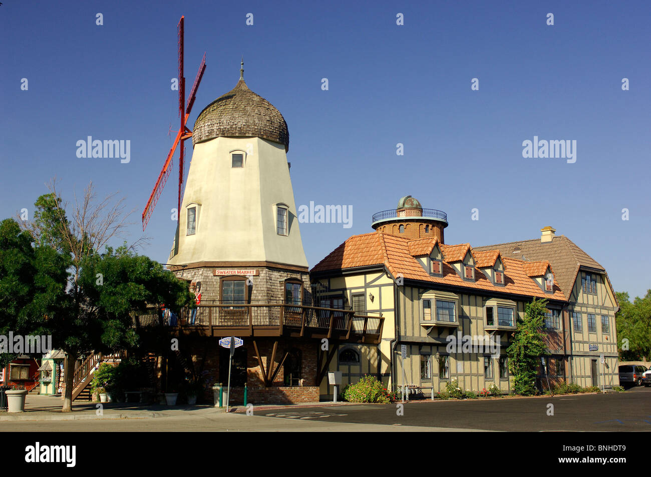 Usa Solvang California Windmill Half-Timbered Houses Danish European Village Small Town Touristic Tourists Tourism Attraction Stock Photo