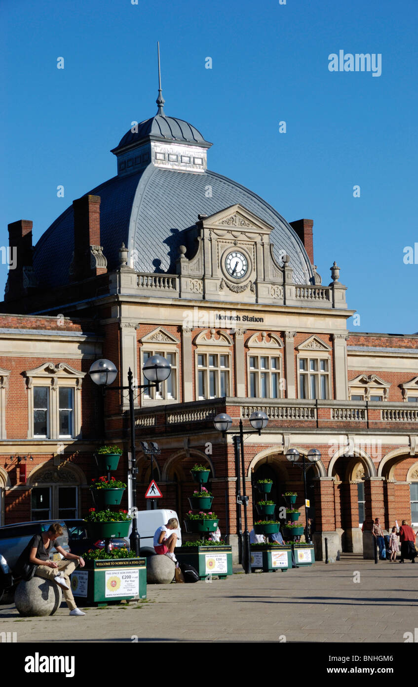 Norwich Railway Station, Norfolk, England Stock Photo Alamy
