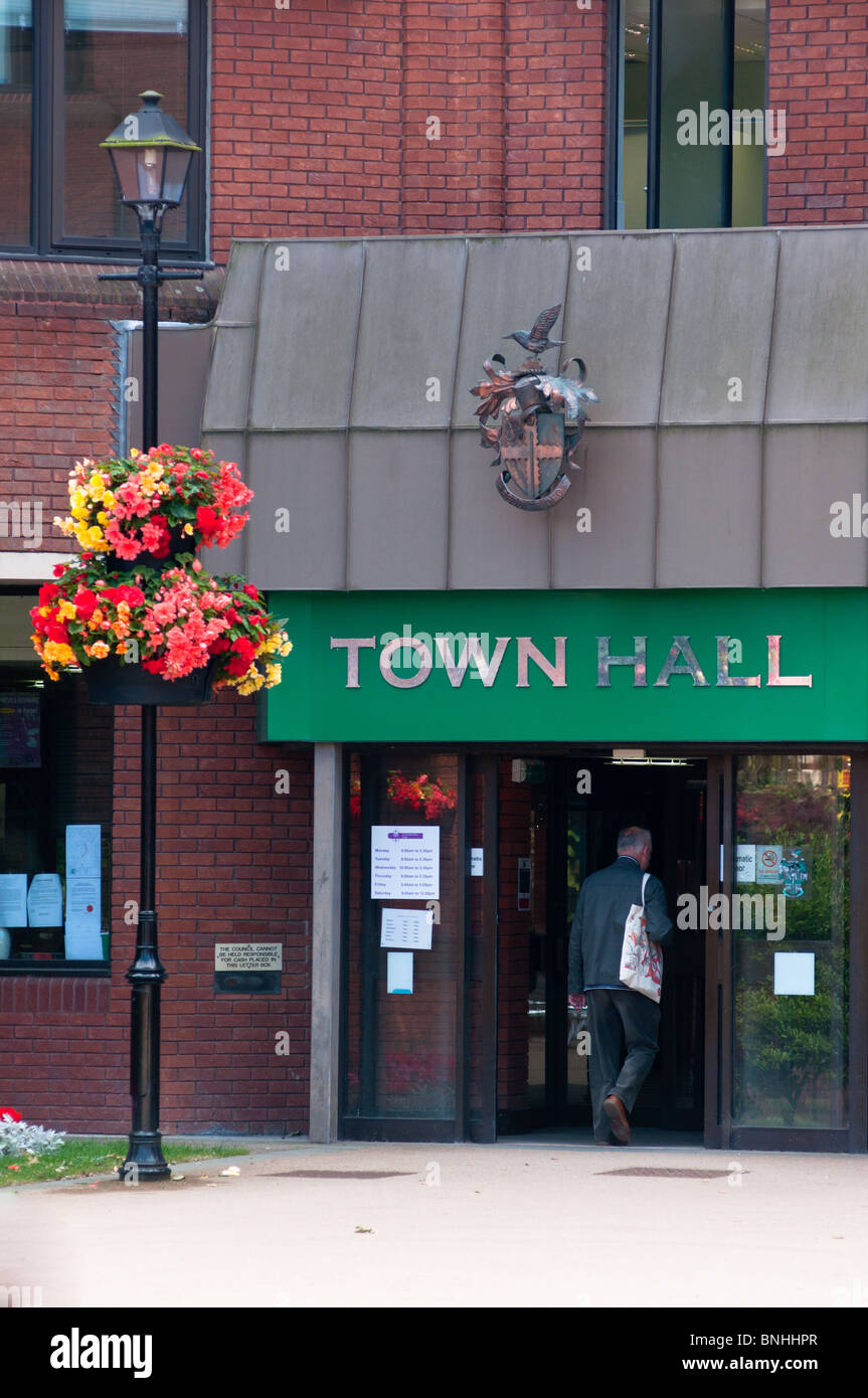 Redditch town hall Stock Photo - Alamy