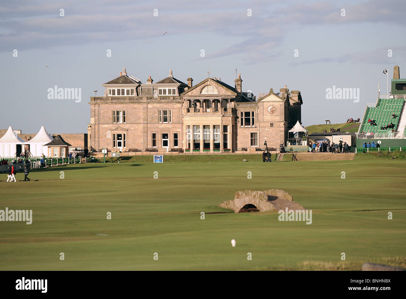 ST. ANDREWS CLUB HOUSE THE OPEN CHAMPIONSHIP 2010 THE OLD COURSE ST