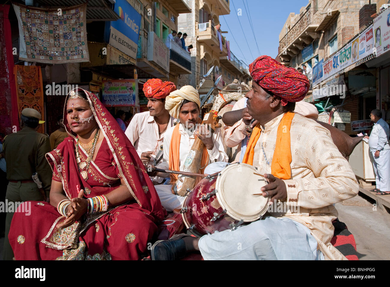 Jaisalmer festival hires stock photography and images Alamy
