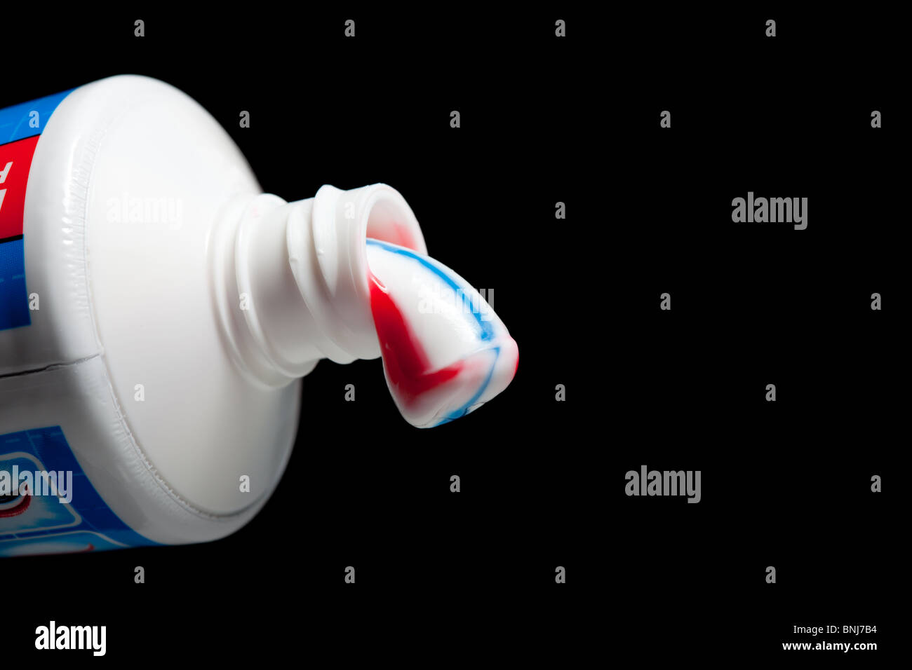 Squeezed toothpaste tube hires stock photography and images Alamy