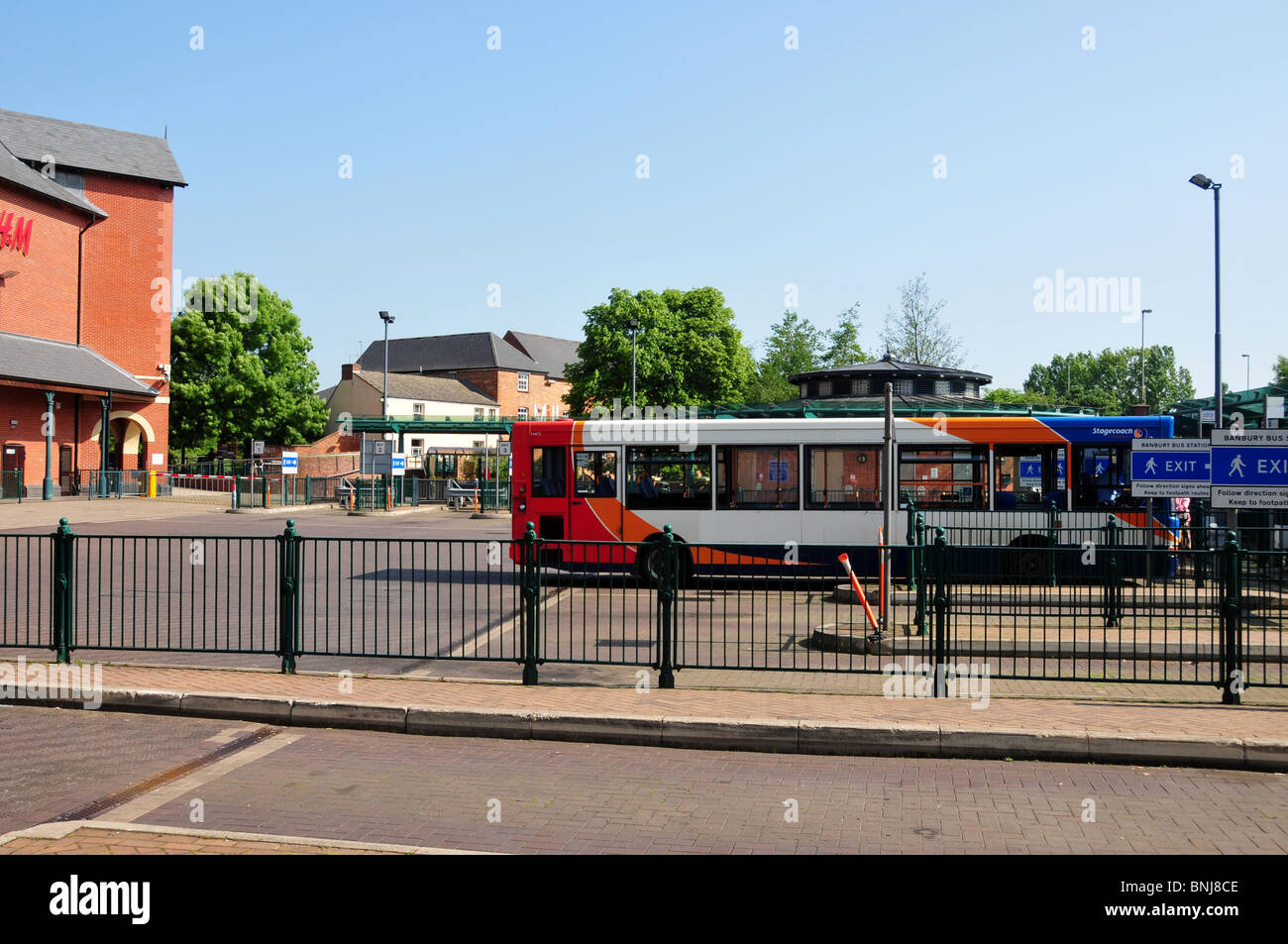Bus station, Banbury, Oxfordshire Stock Photo Alamy