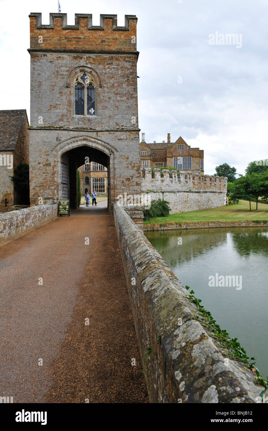 Historic Broughton Castle near Banbury in Oxfordshire. Royalist stronghold of the English civil war Stock Photo