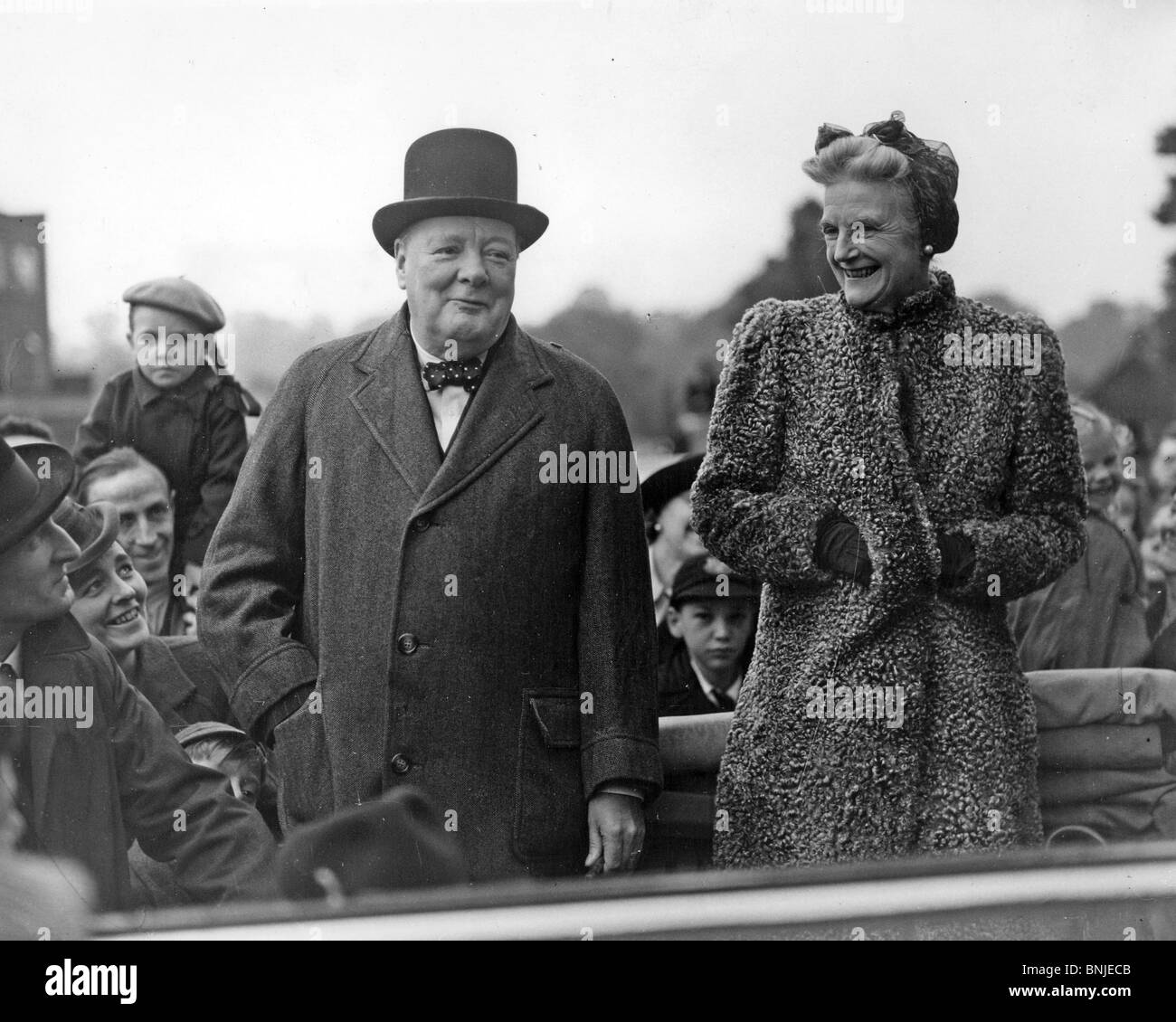 WINSTON CHURCHILL campaigning with wife Clementine in the 1945 General ...