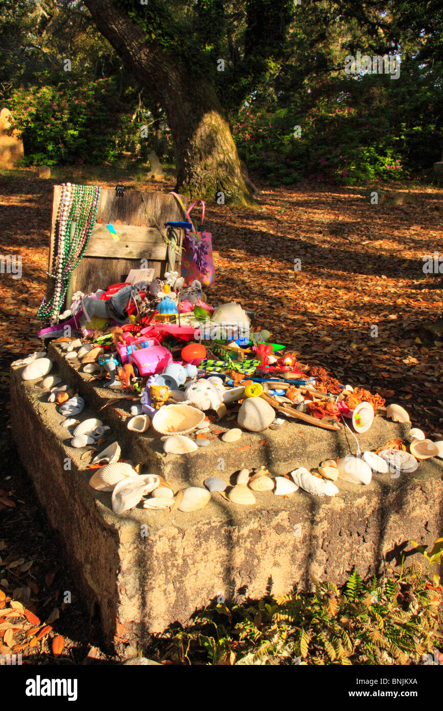 Old rum barrel hires stock photography and images Alamy