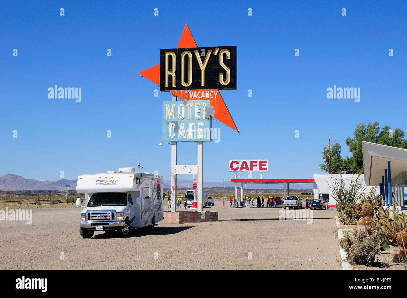Roadbear RV Camper caravan Roy's Motel & Cafe village Amboy old Route 66 California USA America North America travel street Stock Photo