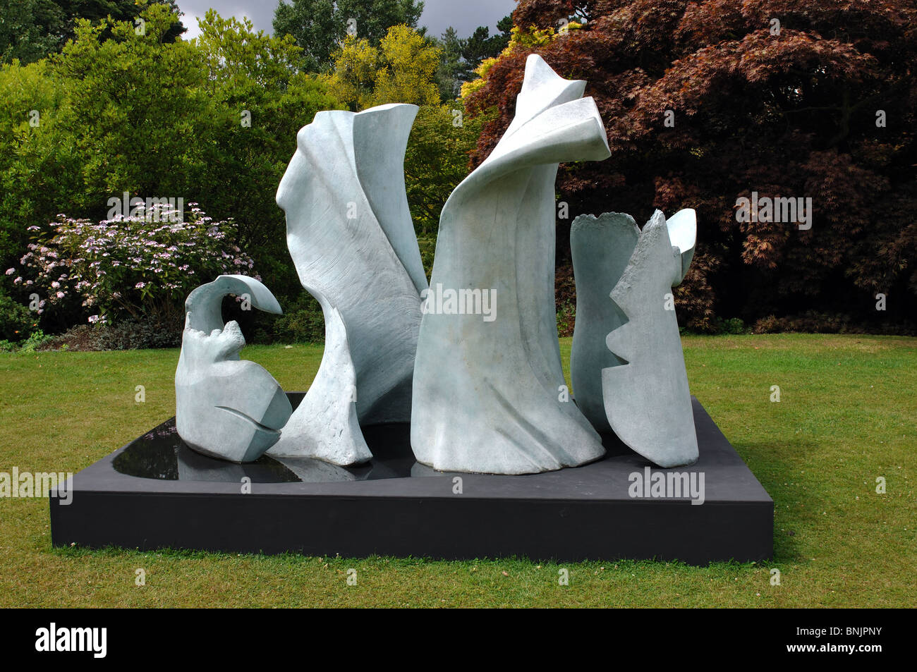 Souls by Dr Helaine Blumenfeld, sculpture at University of Leicester  Botanic Garden Stock Photo - Alamy