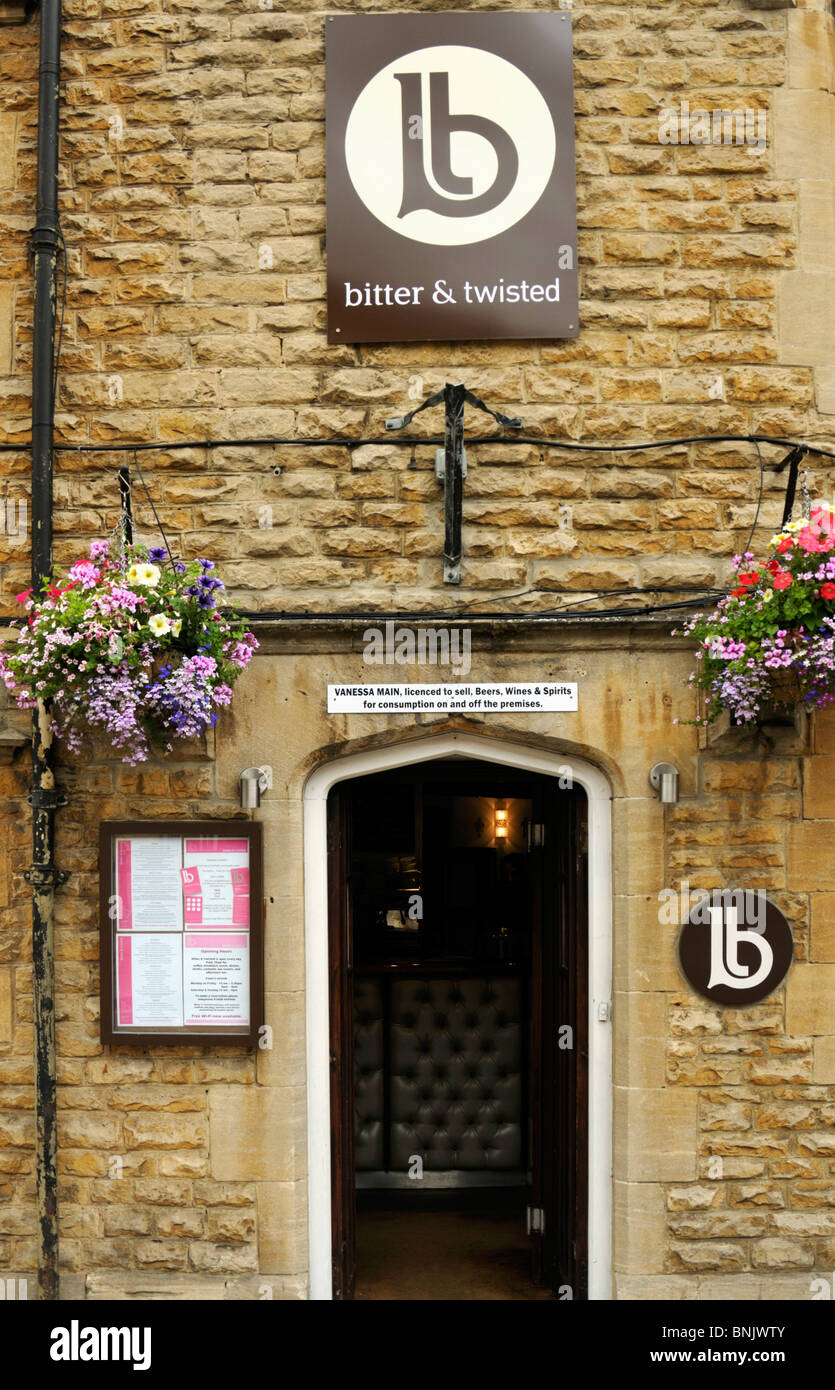 Bitter and Twisted pub at Chipping Norton, Oxfordshire Cotswolds, UK Stock Photo Alamy