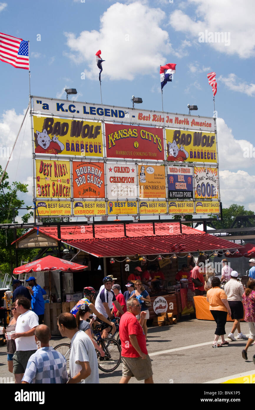People and vendor booths. Jazz and Rib Fest. Columbus, Ohio, USA. Booth