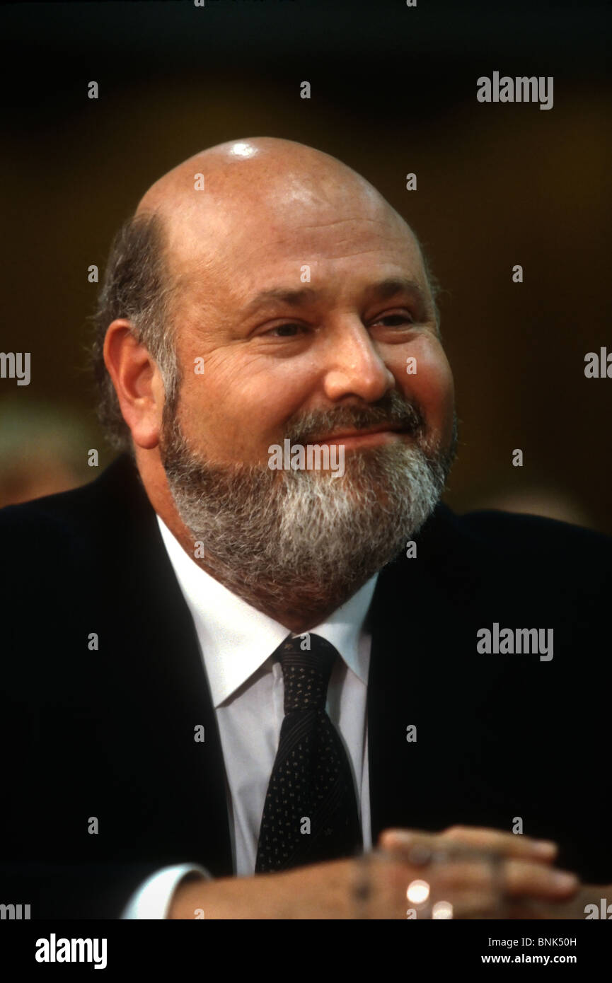 WASHINGTON, DC, USA - 1997/04/16: Actor & Director Rob Reiner testifies in the U.S. Senate Committee on Appropriations: Subcommittee on Labor, Health and Human Services, and Education on funding for early childhood education April 16, 1997 in Washington, DC.    (Photo by Richard Ellis) Stock Photo