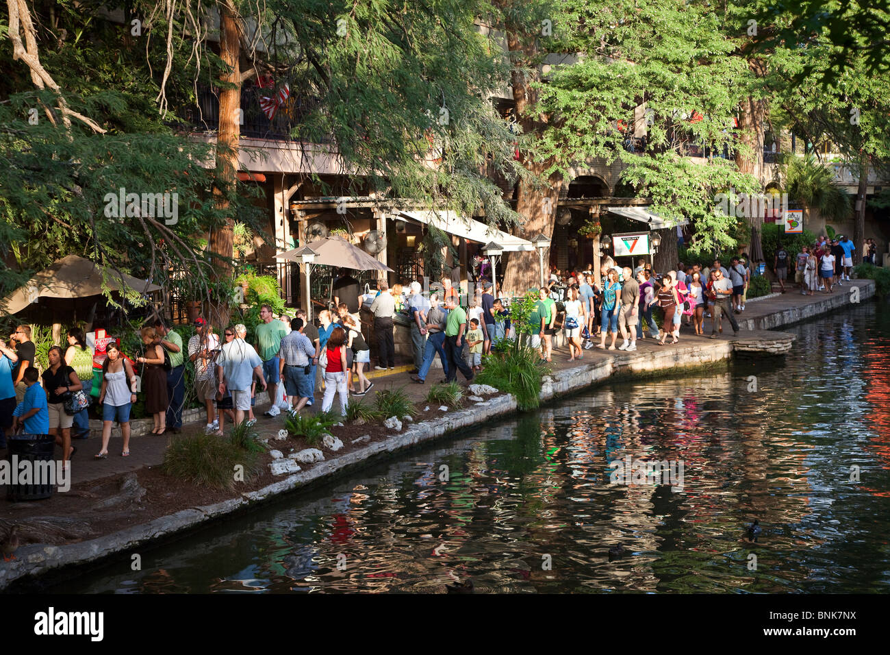 San antonio river walk hi-res stock photography and images - Alamy