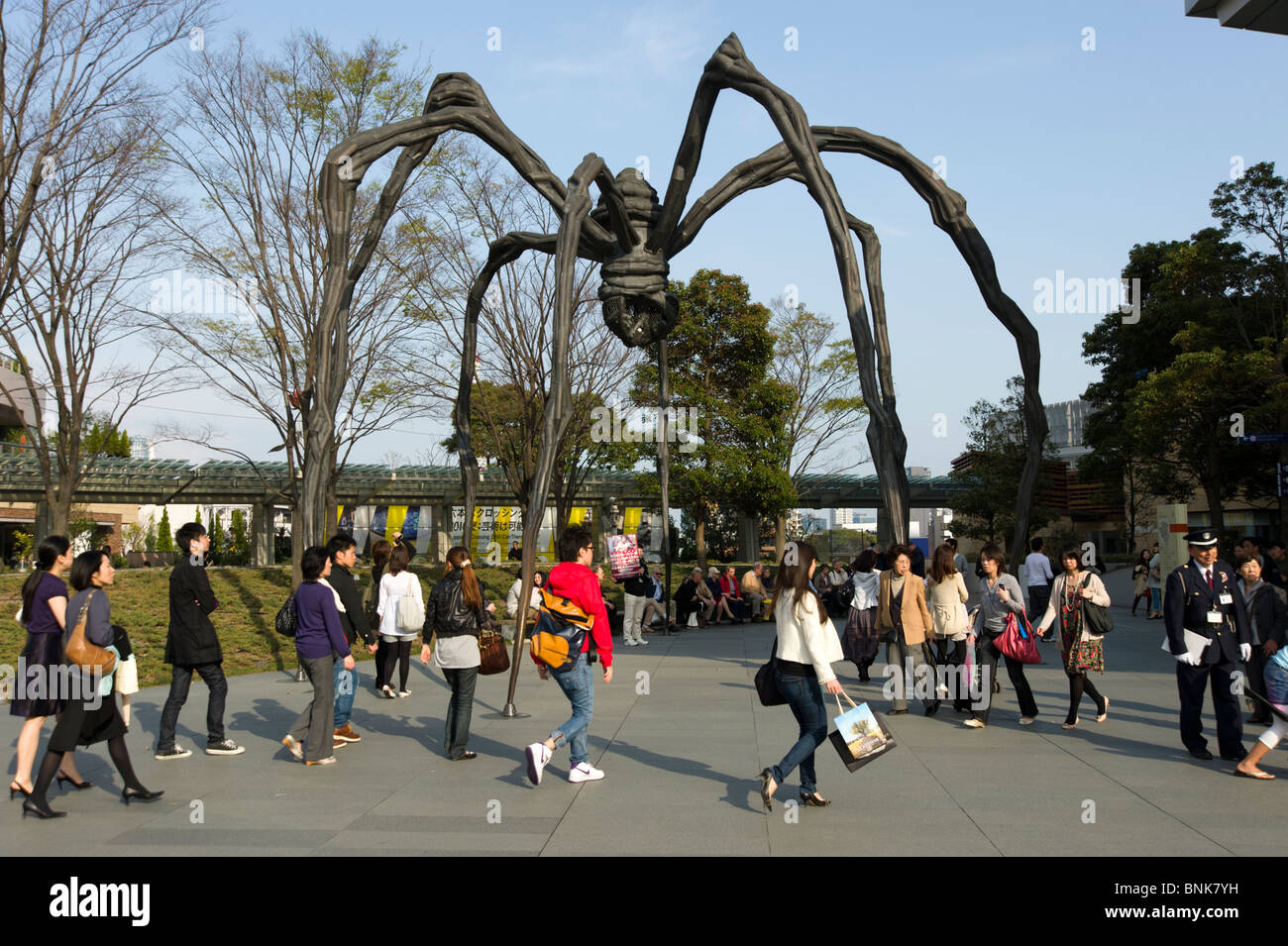 Maman spider sculpture by Louise Bourgeois at Roppongi Hills, Tokyo, Japan Stock Photo