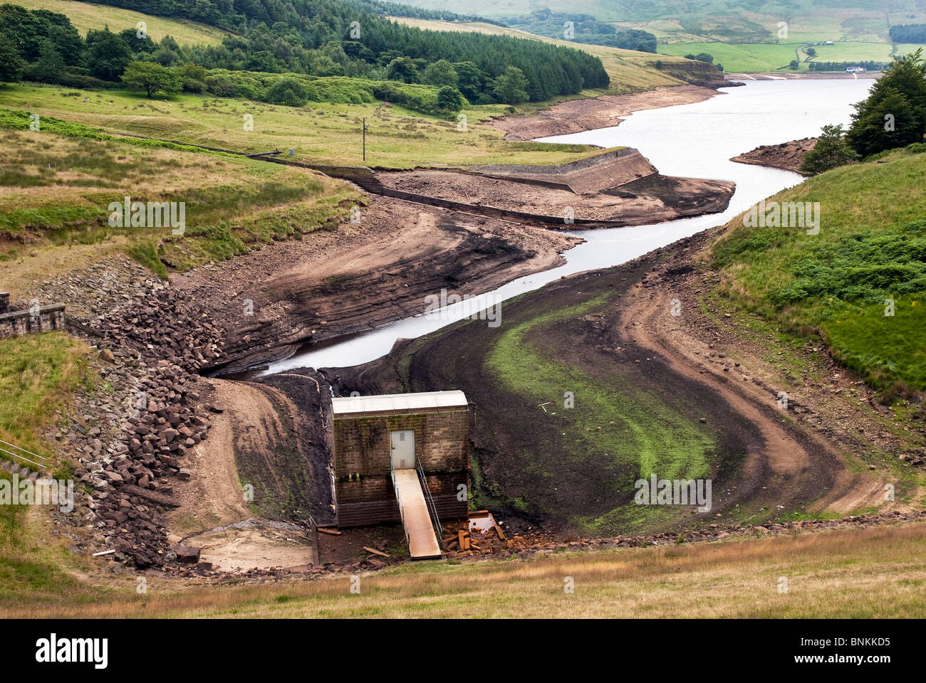 Dovestone reservoir hires stock photography and images Alamy