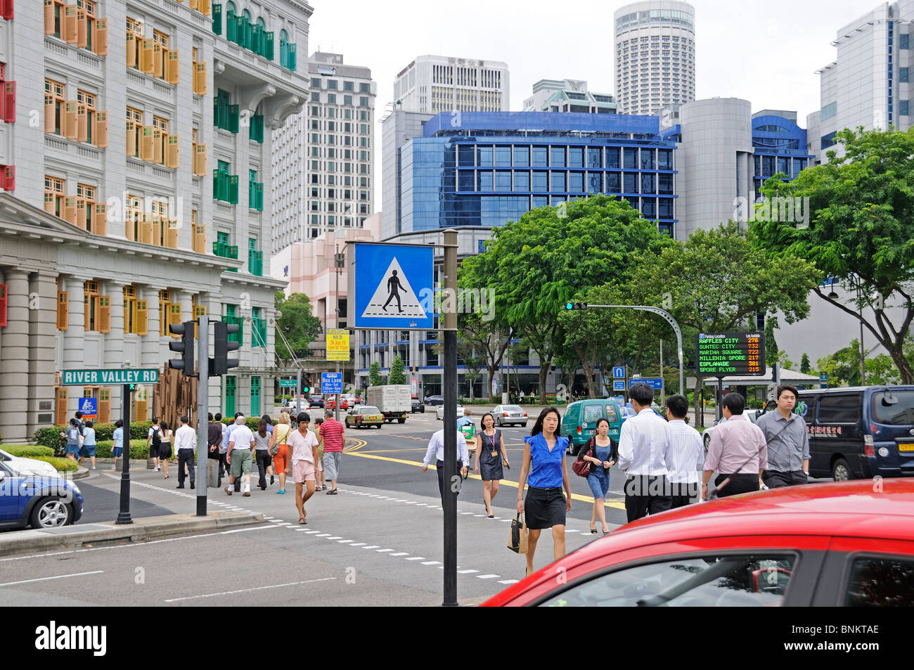 City center with crossroad and pedestrians in Singapore Stock Photo - Alamy