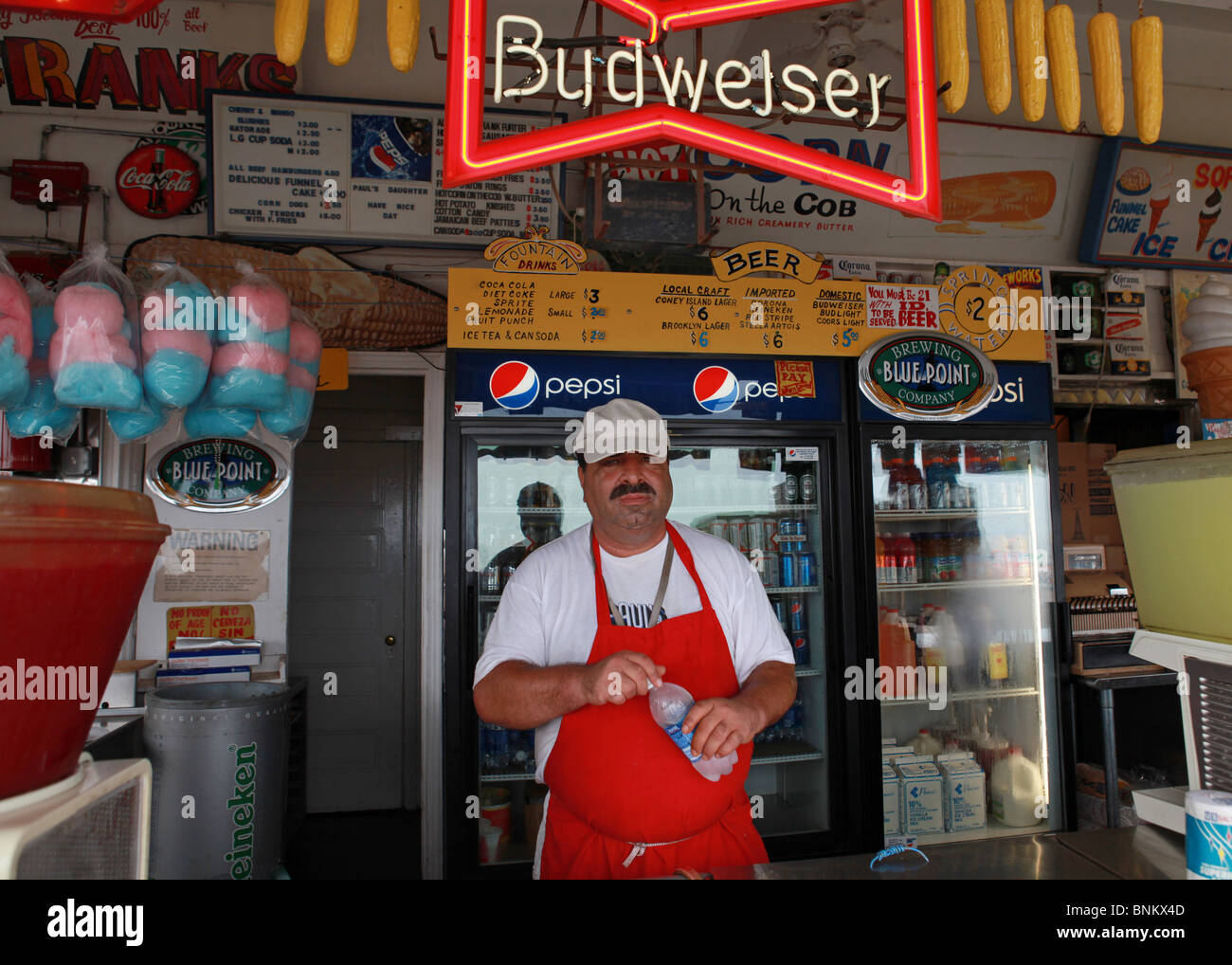 Beer vendor Coney Island Stock Photo Alamy