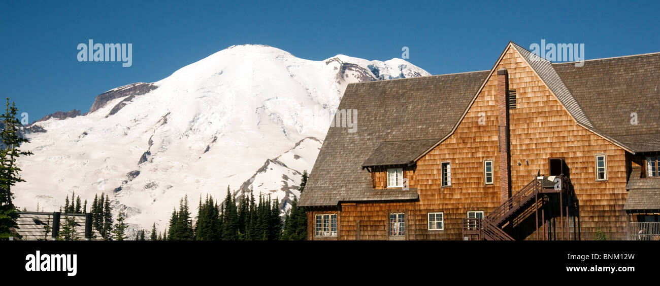 the ranger station gift shop on the sunrise side of washington state's mount rainier Stock Photo