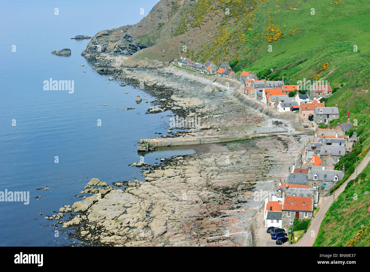 Narrow row house hi-res stock photography and images - Alamy