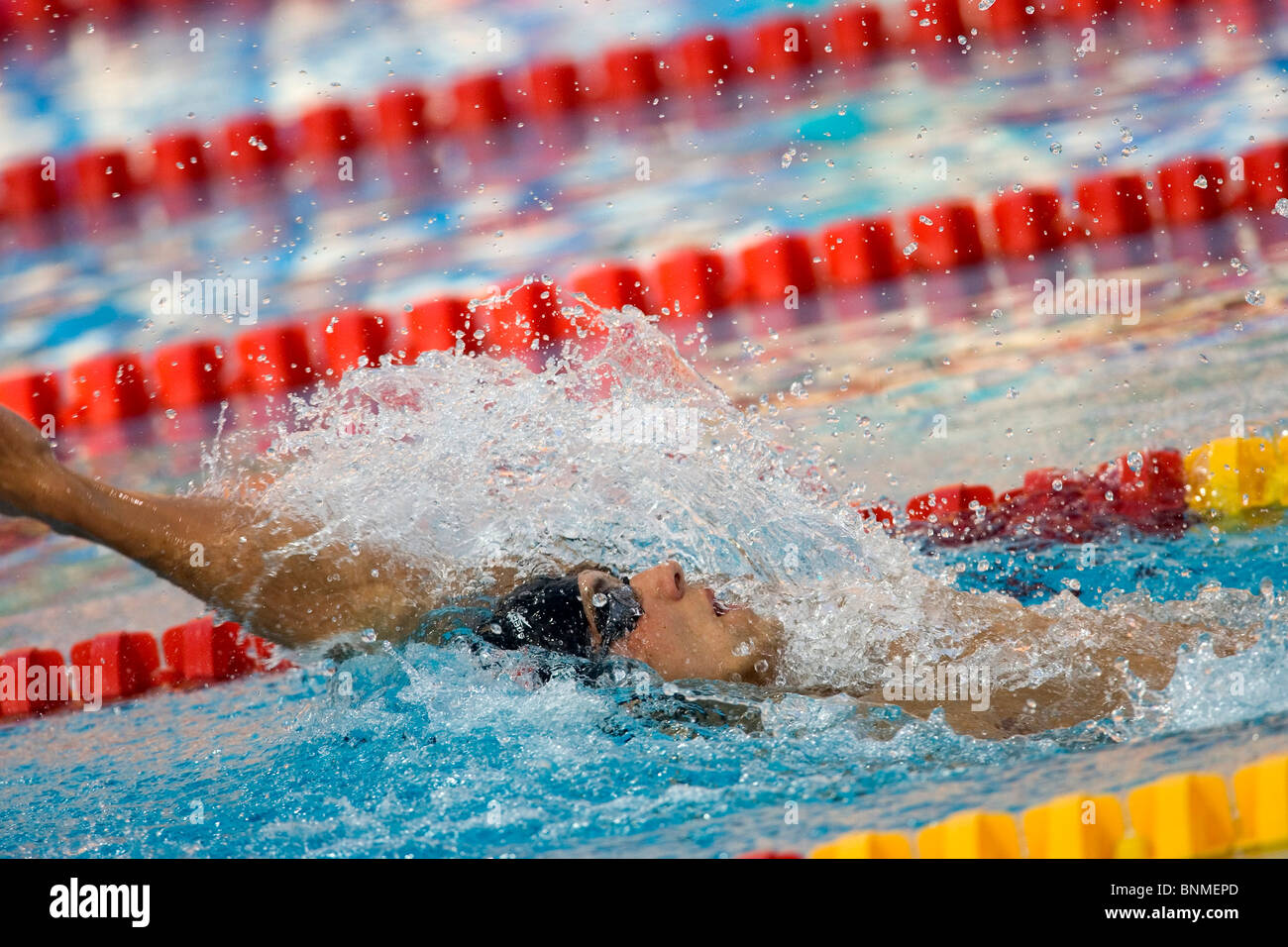 Michael Phelps (USA) in the backstroke portion of the 400m IM at the 2004 Olympic Summer Games, Athens, Greece. Stock Photo