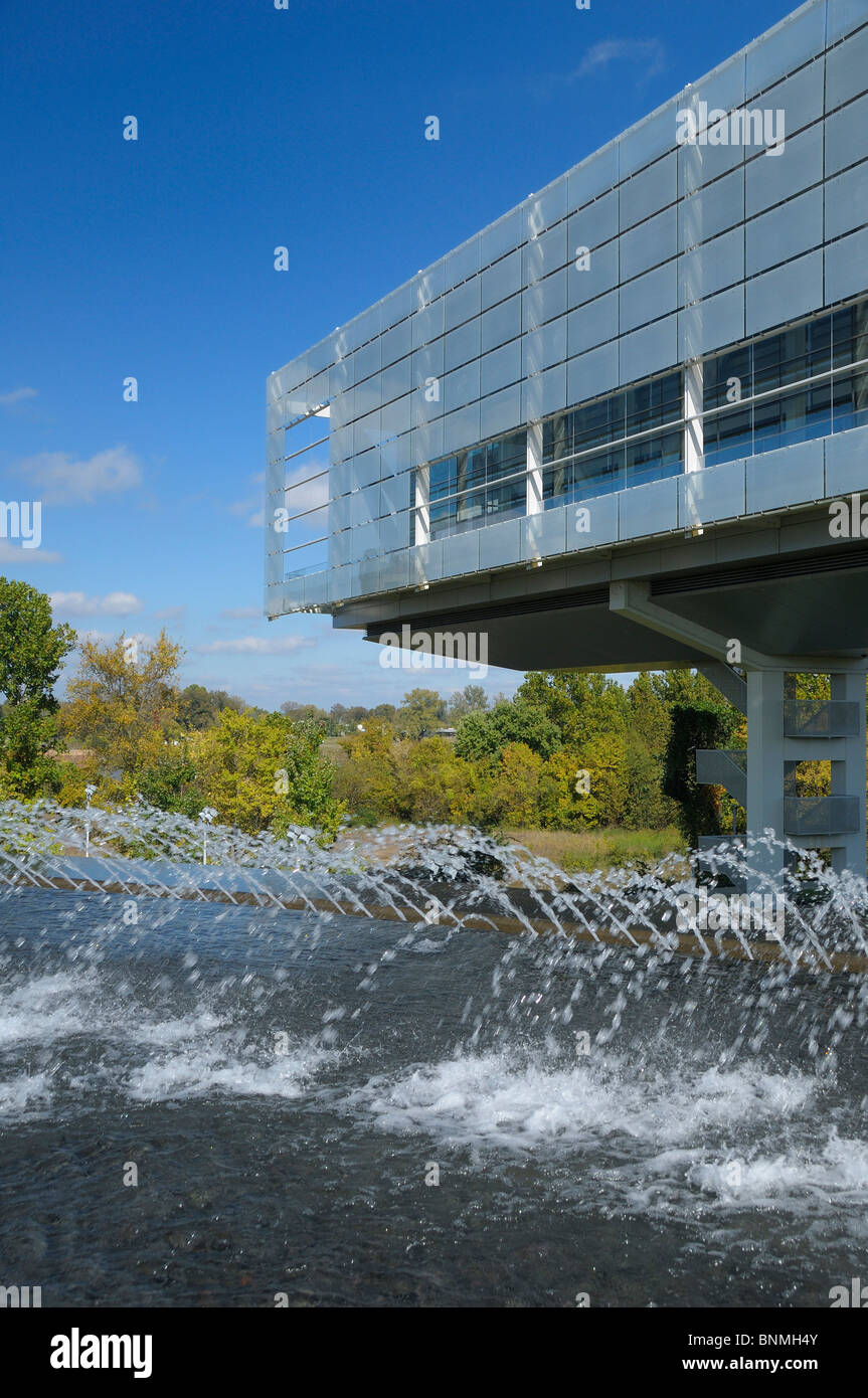Clinton Presidential Library Roof