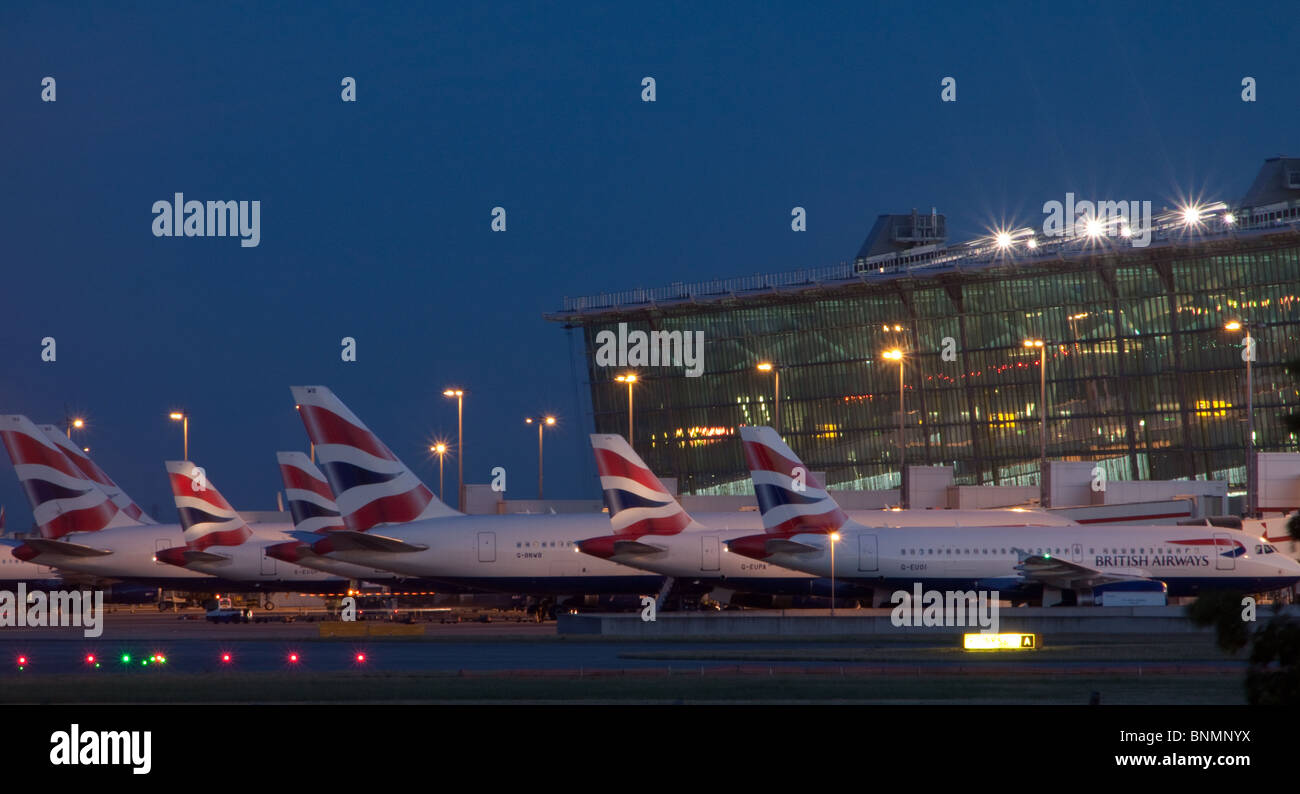 British Airways planes lined up at Heathrow Terminal 5 Stock Photo