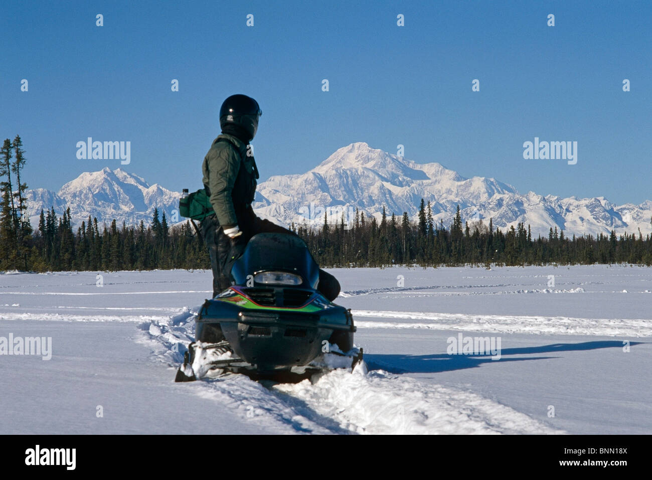 Snowmachine Alaska Snowmachine hi-res stock photography and images - Alamy
