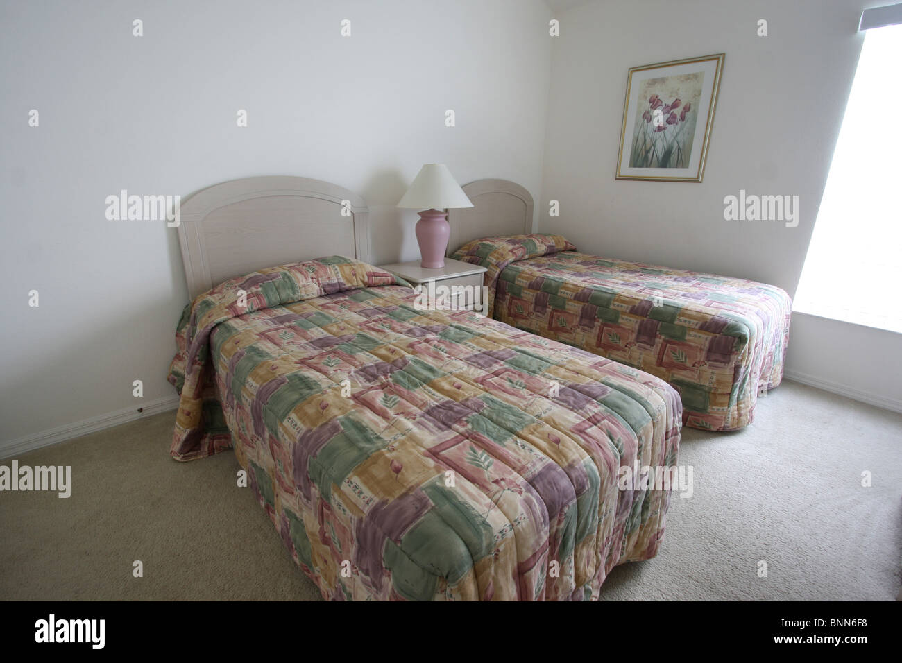 Twin single beds hires stock photography and images Alamy