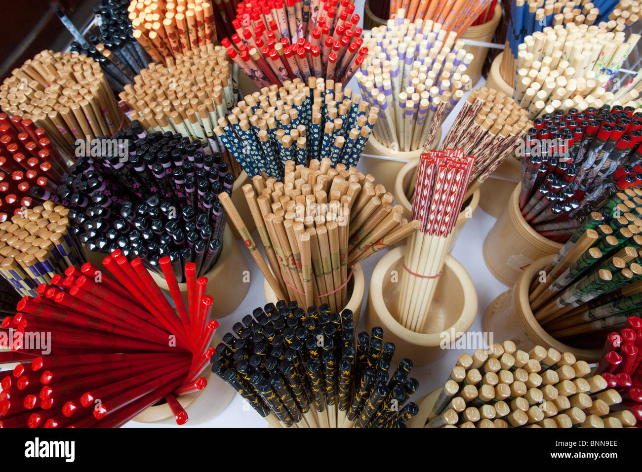 Singapore chinatown street souvenirs hires stock photography and
