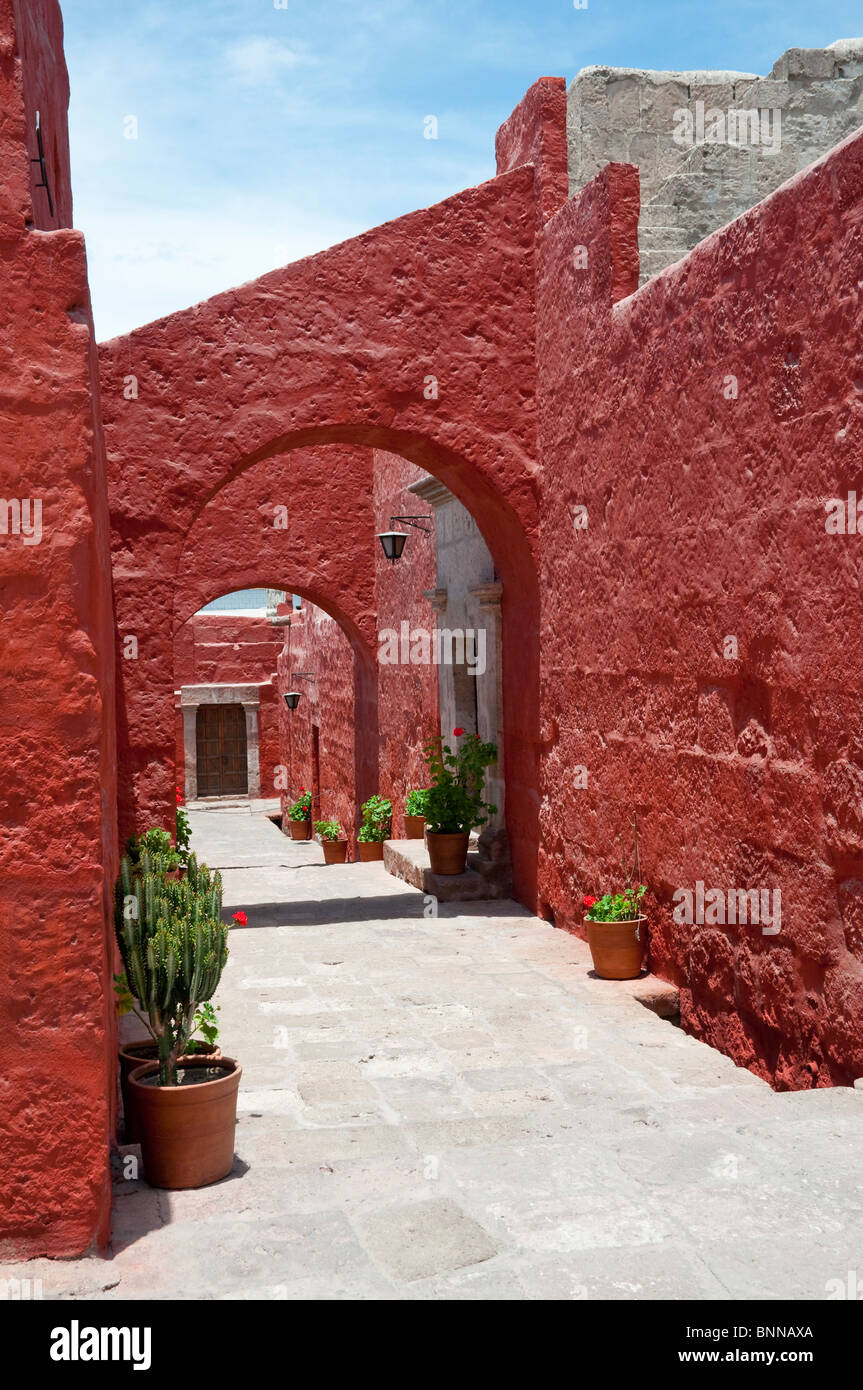 Interior courtyards and architecture of the Santa Catalina Monastery in Arequipa, Peru, South America. Stock Photo