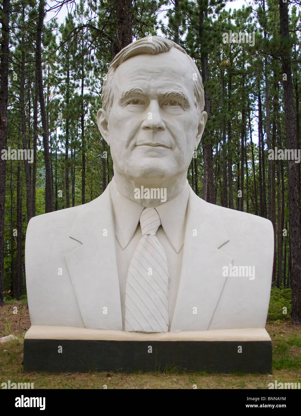 George H. W. Bush bust by sculptor David Adickes at Presidents Park in Lead South Dakota Stock Photo