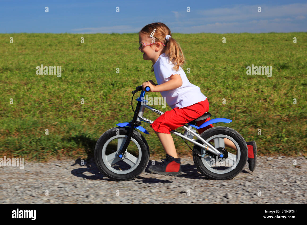 3 year old clearance riding bike