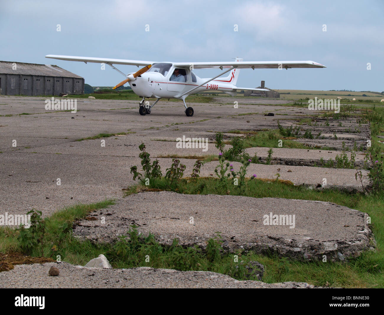 Take off airplane hi-res stock photography and images - Alamy