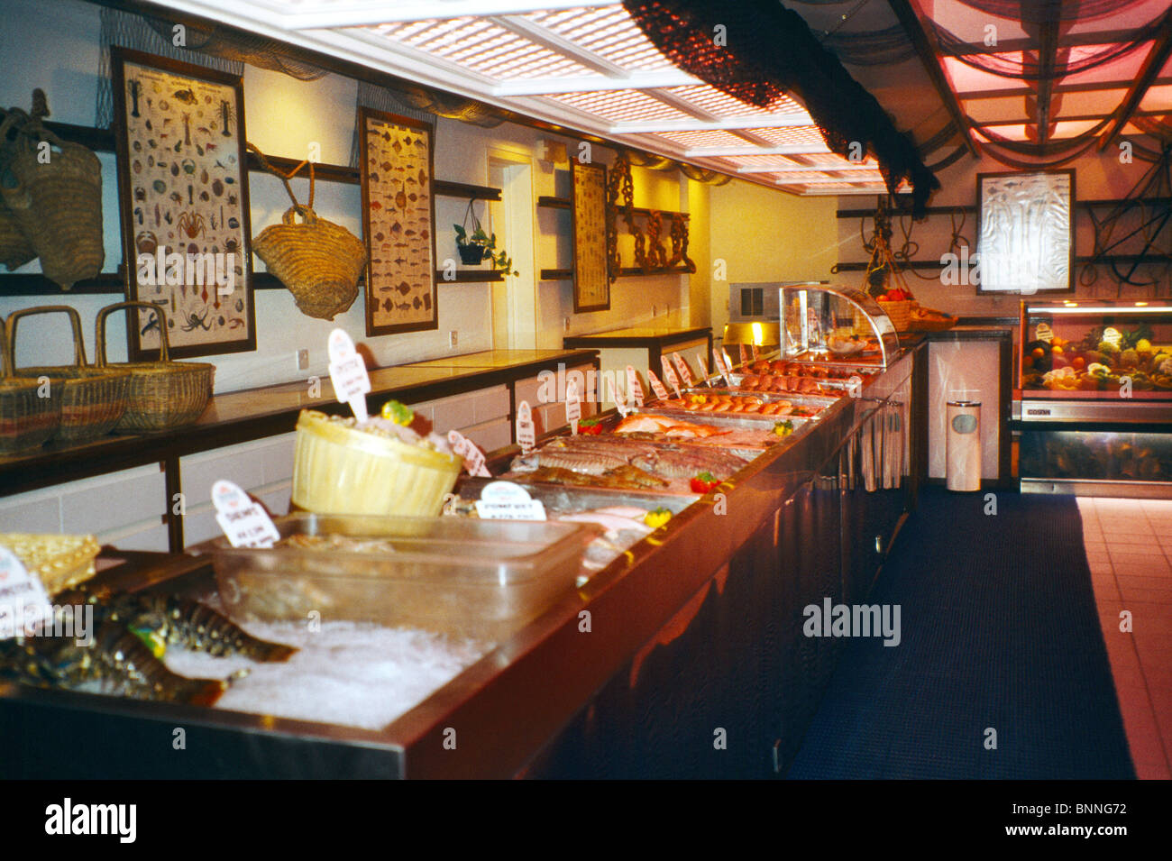 Manama bahrain fish market fish hires stock photography and images Alamy