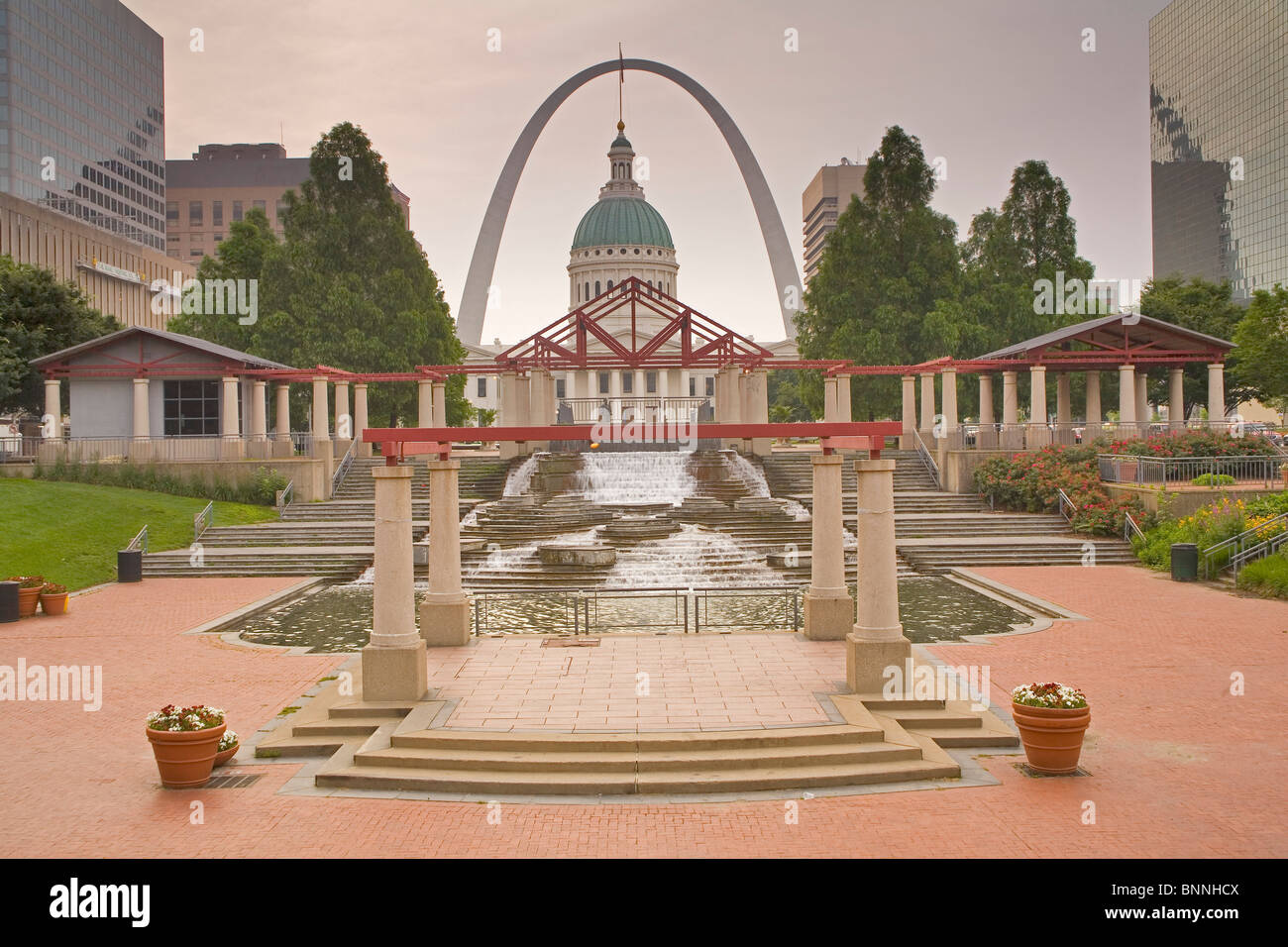 Saint Louis Arch, Kiener Plaza, Black snd White, St Louis Skyline