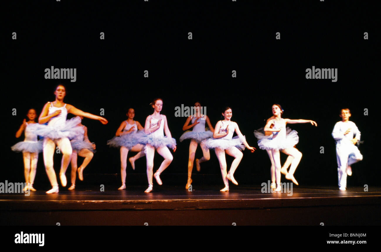 Amateur ballet dancers dance show hi-res stock photography and images -  Alamy