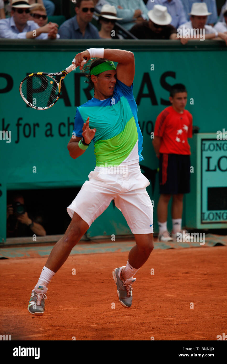 Rafael nadal spain action french open 2010 roland garros paris hi