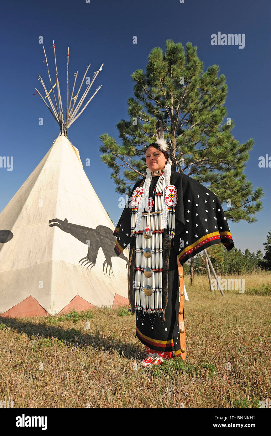Terra Houska Charly Juchler's Tipi Camp Traditional Dress Lakota Native American Indian Hermosa Black Hills South Dakota USA Stock Photo