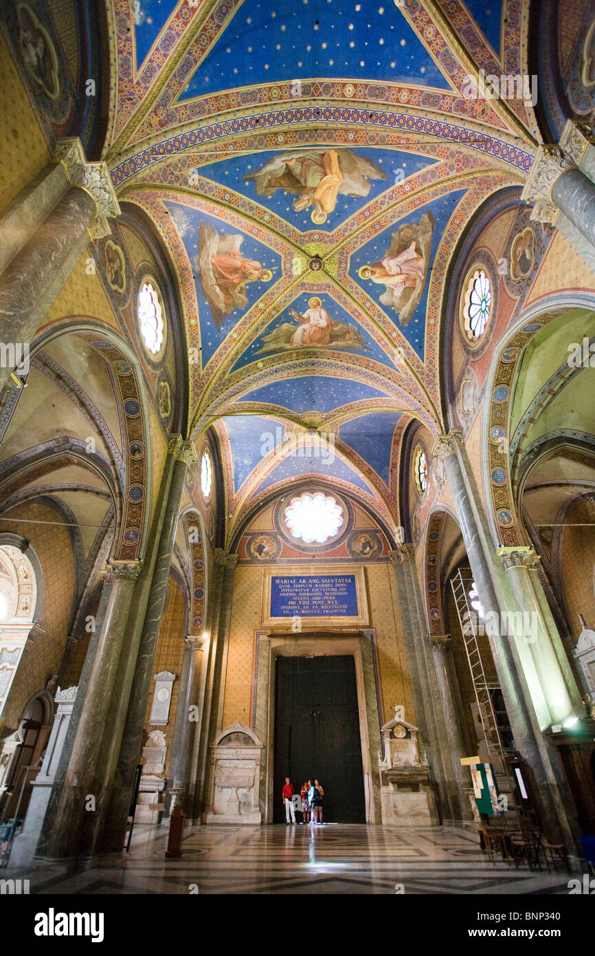 Santa Maria Sopra Minerva Basilica interior view, Rome, Italy Stock ...