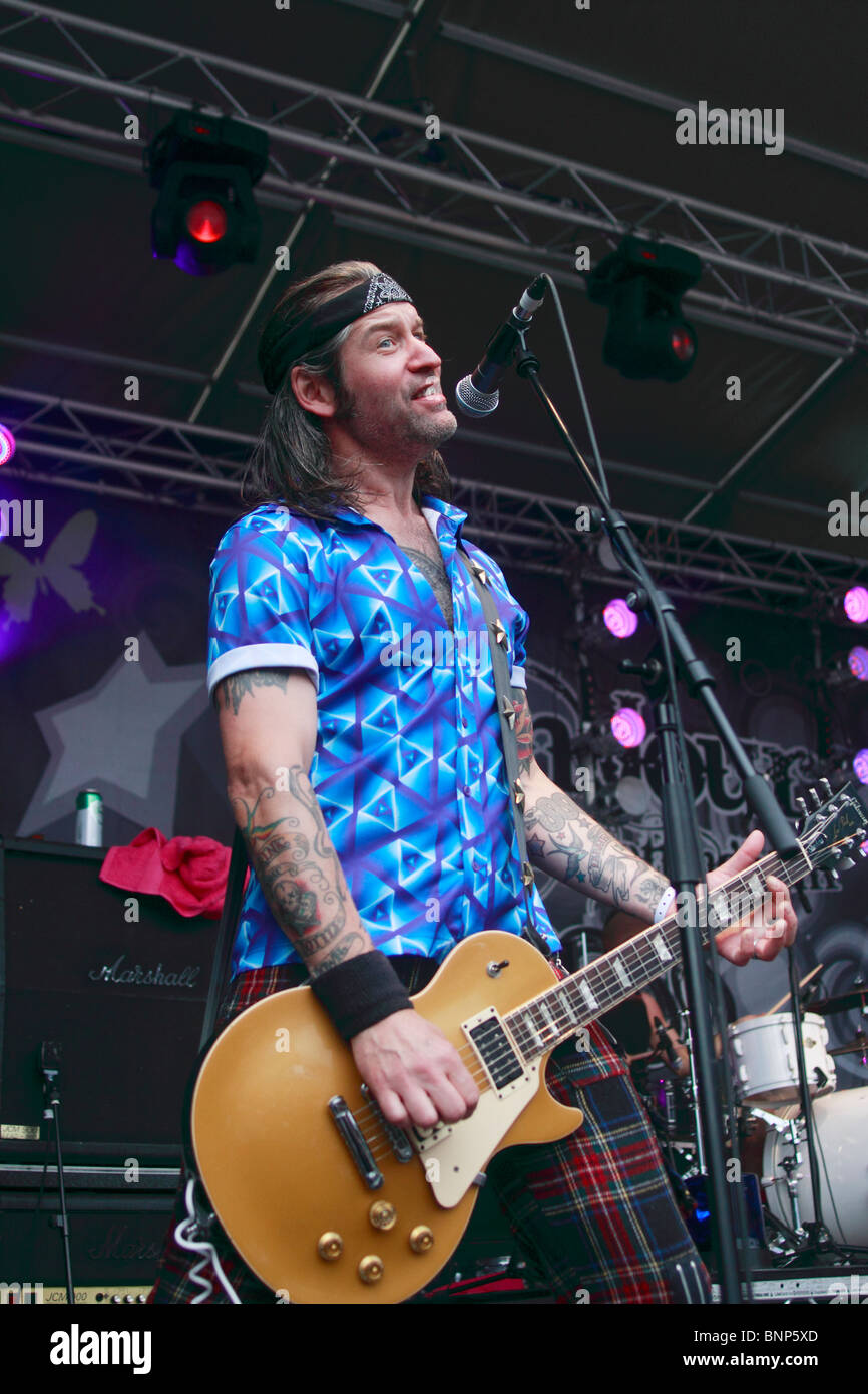 Mark yates guitars les paul hires stock photography and images Alamy